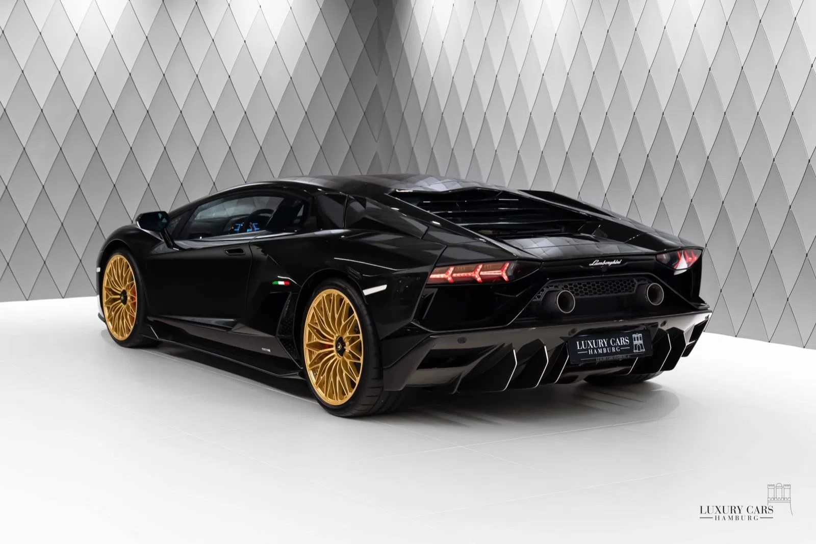 2022 Lamborghini Aventador Ultimae for sale, exterior, Green