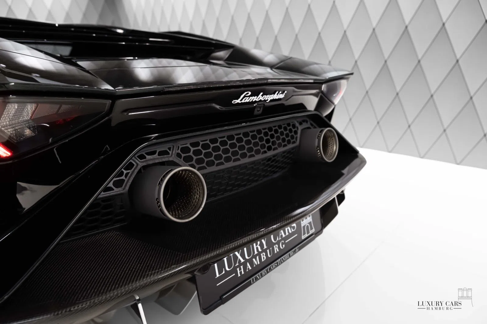 2022 Lamborghini Aventador Ultimae for sale, exterior, Green