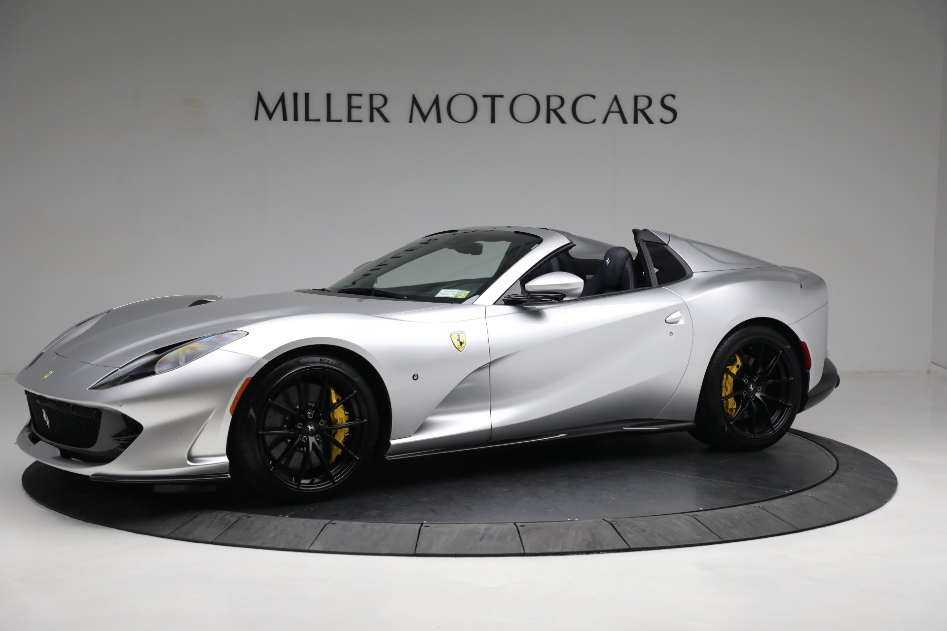 2022 Ferrari 812 GTS, 2/20