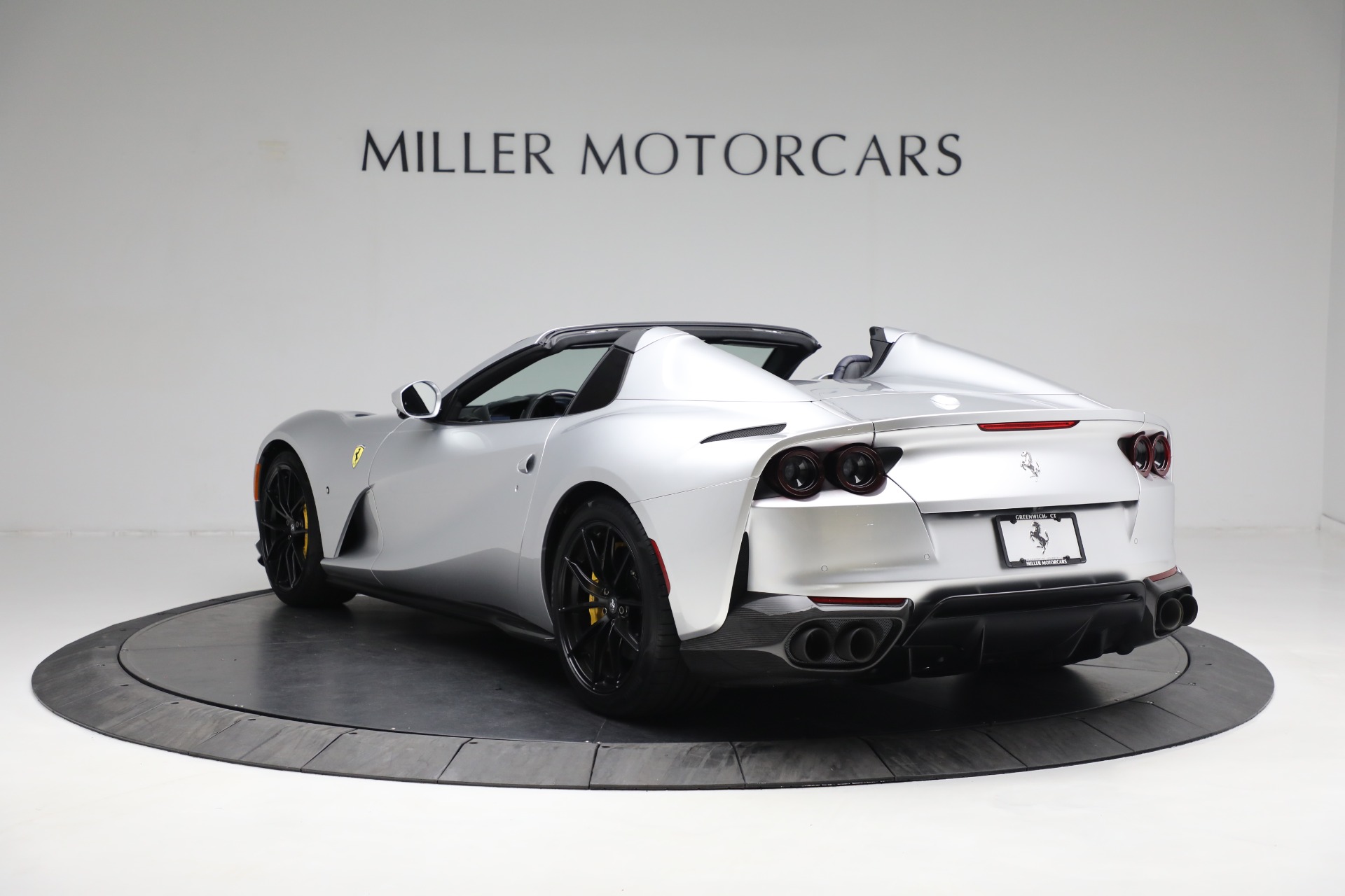 2022 Ferrari 812 GTS, 5/20