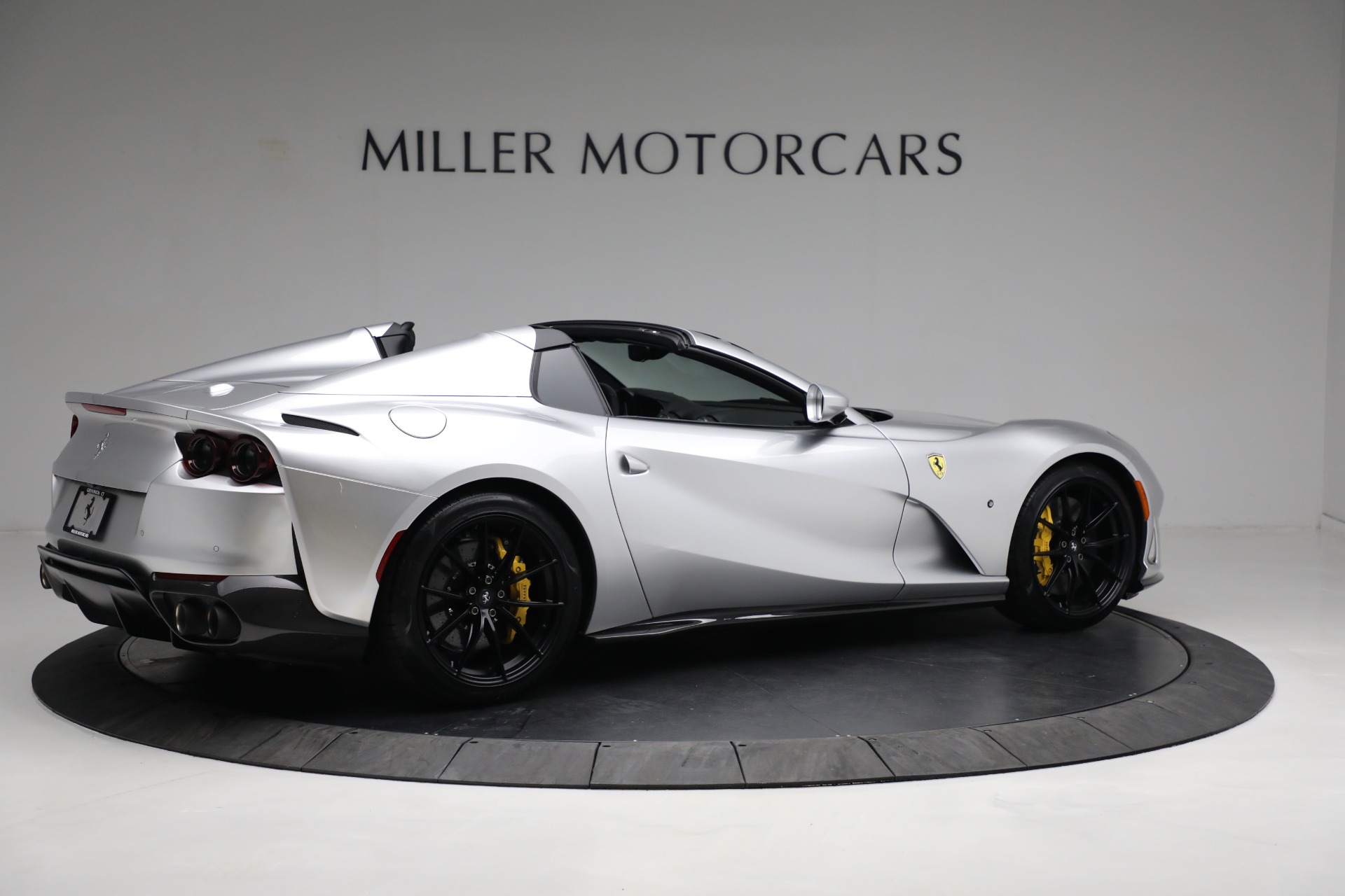 2022 Ferrari 812 GTS, 8/20