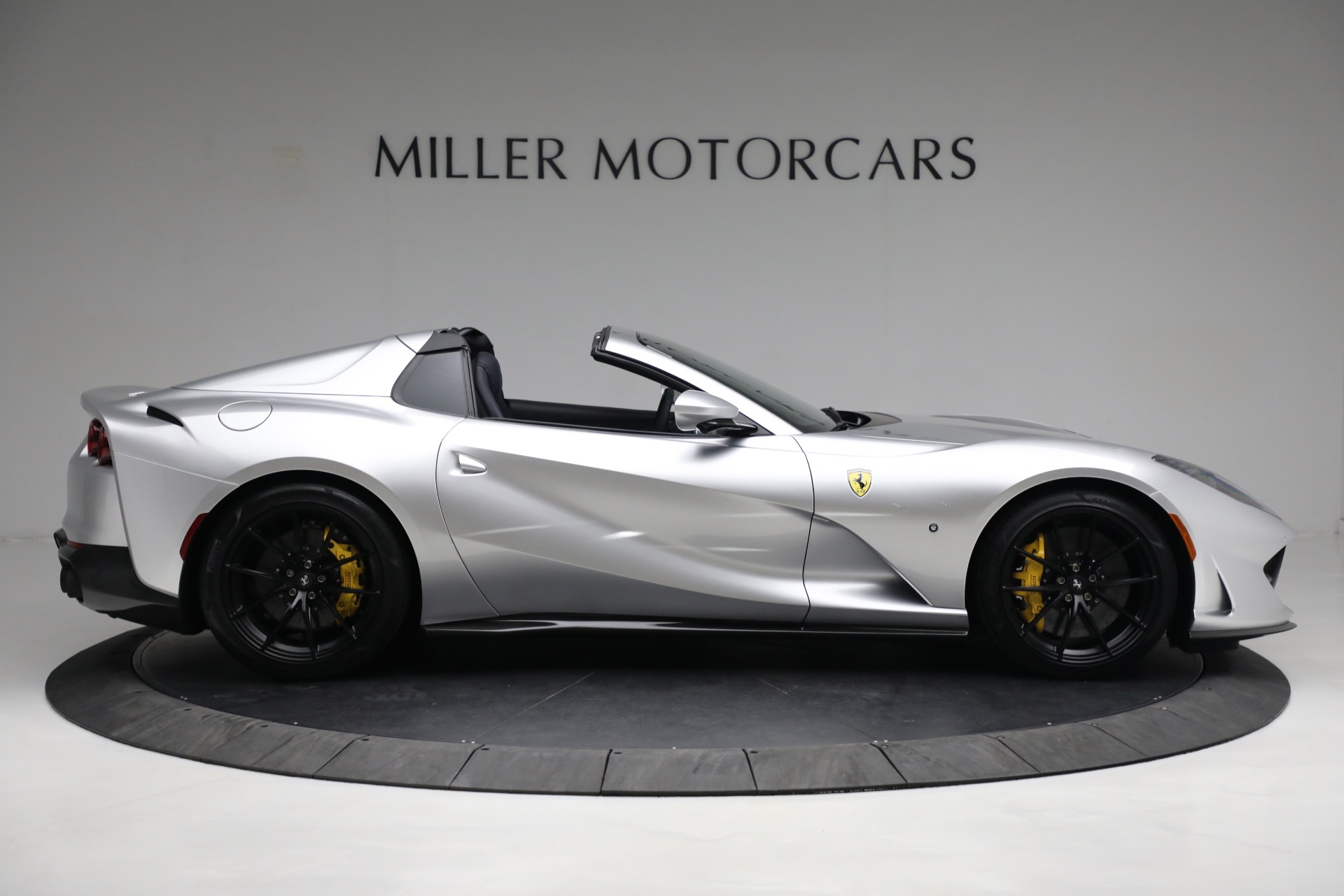 2022 Ferrari 812 GTS, 9/20