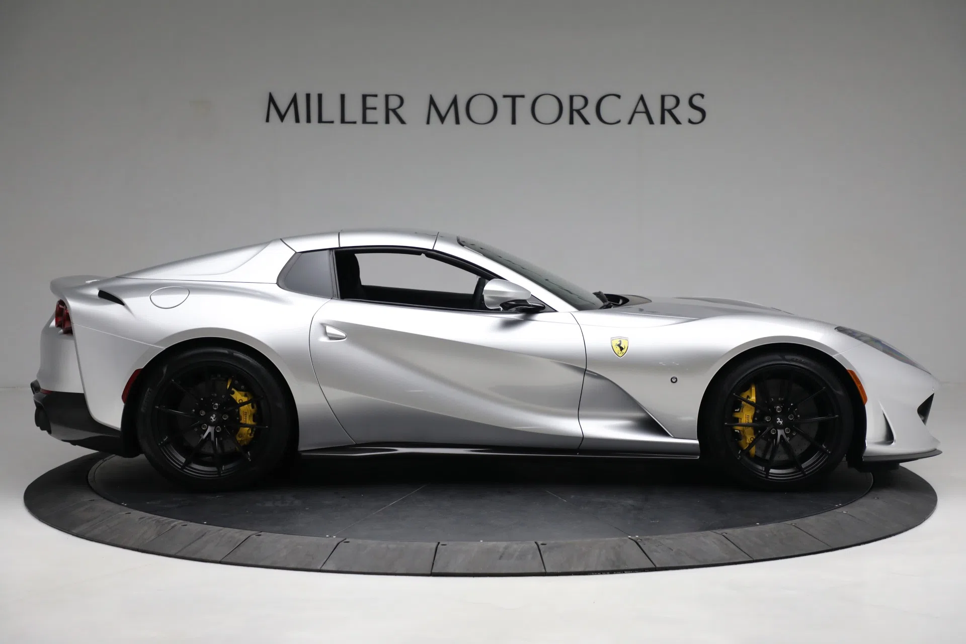 2022 Ferrari 812 GTS for sale, exterior, Abyss