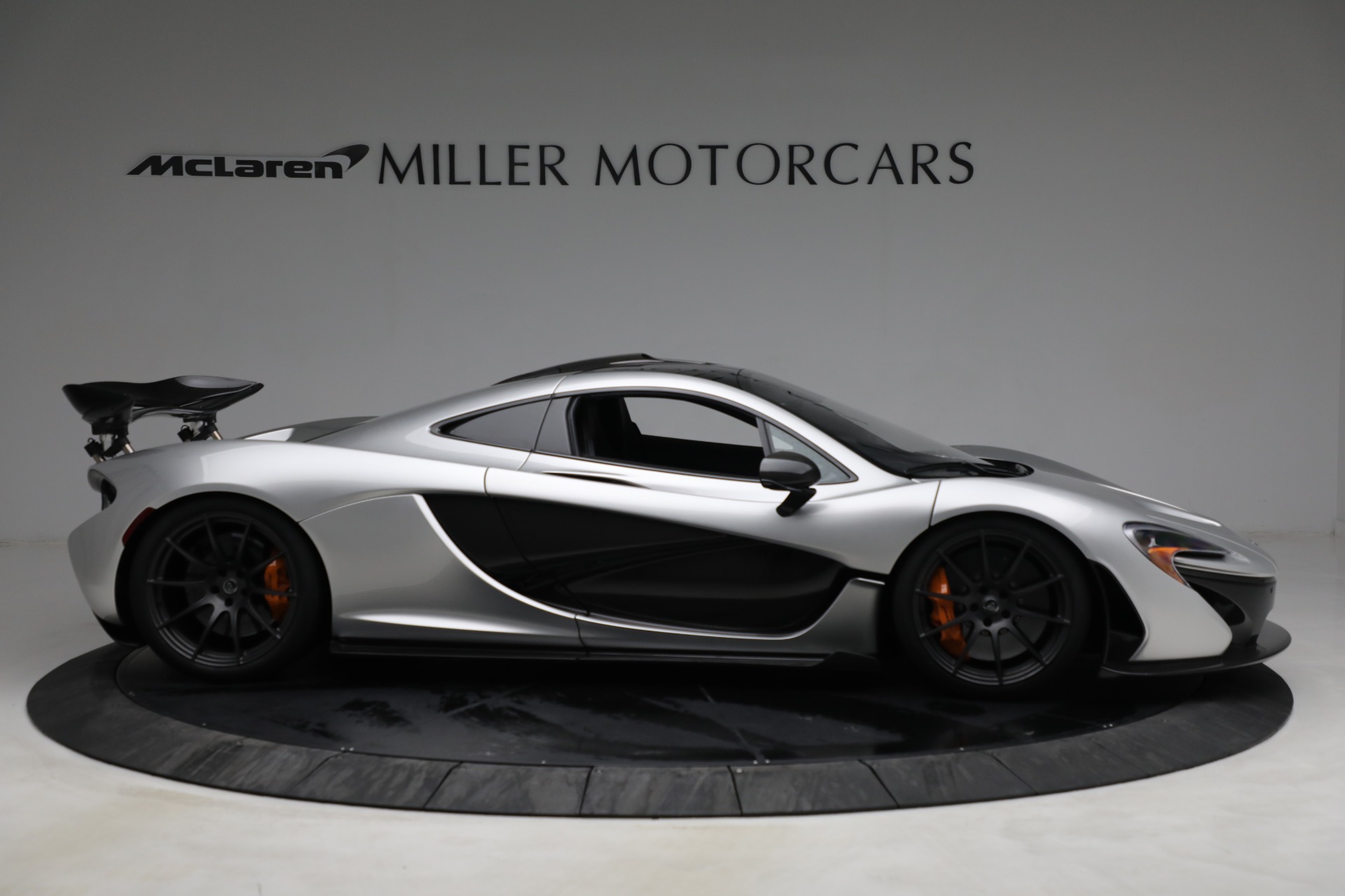 2015 McLaren P1, 9/20