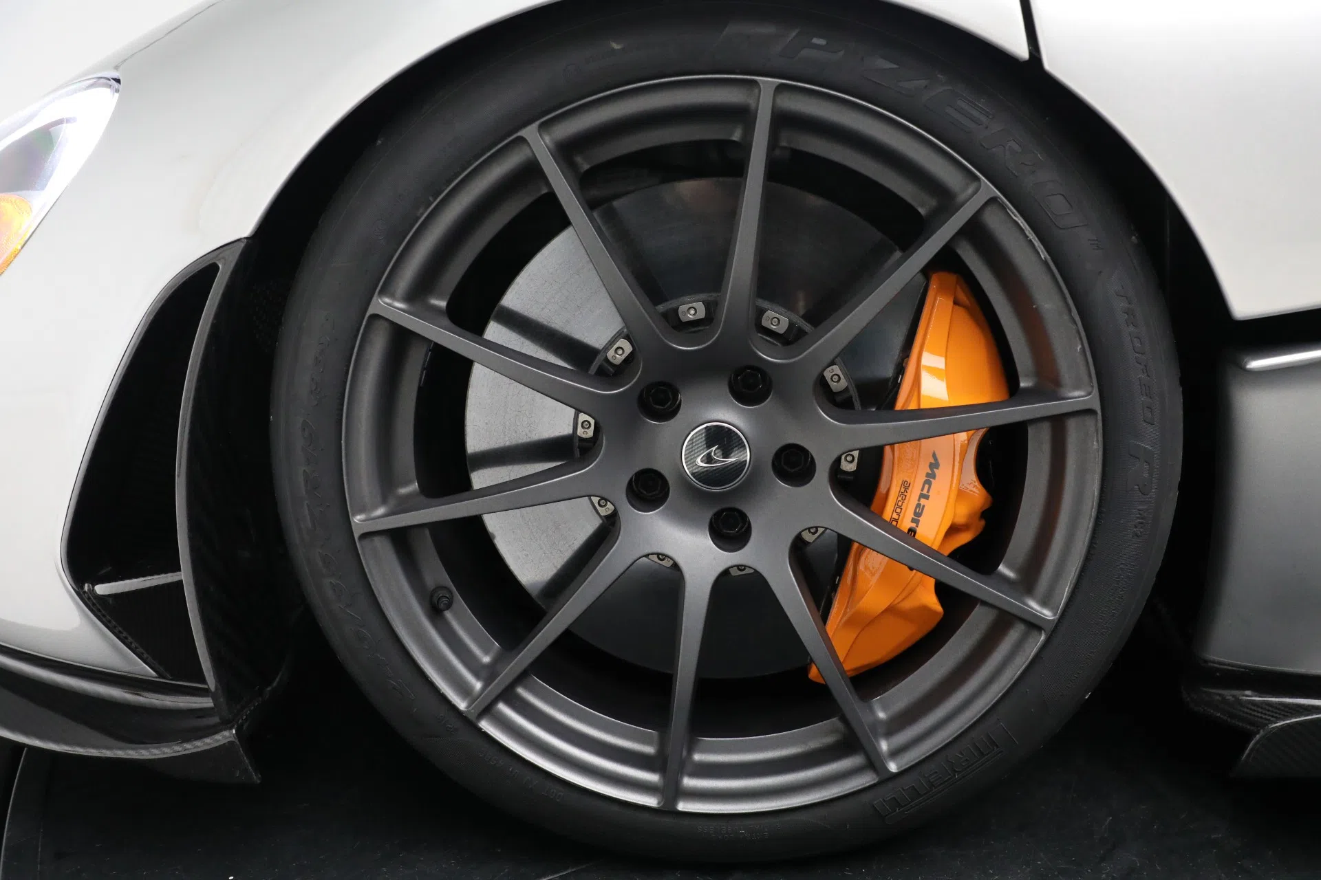 2015 McLaren P1 wheel