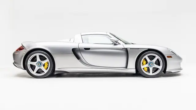 2005 Porsche Carrera GT, 5/17