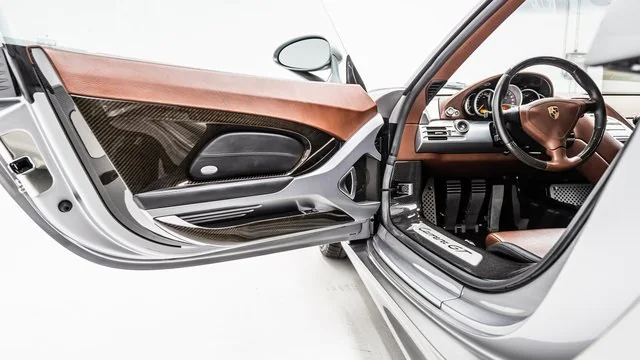 2005 Porsche Carrera GT, 7/17