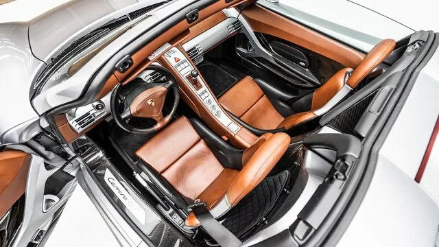 2005 Porsche Carrera GT, 11/17