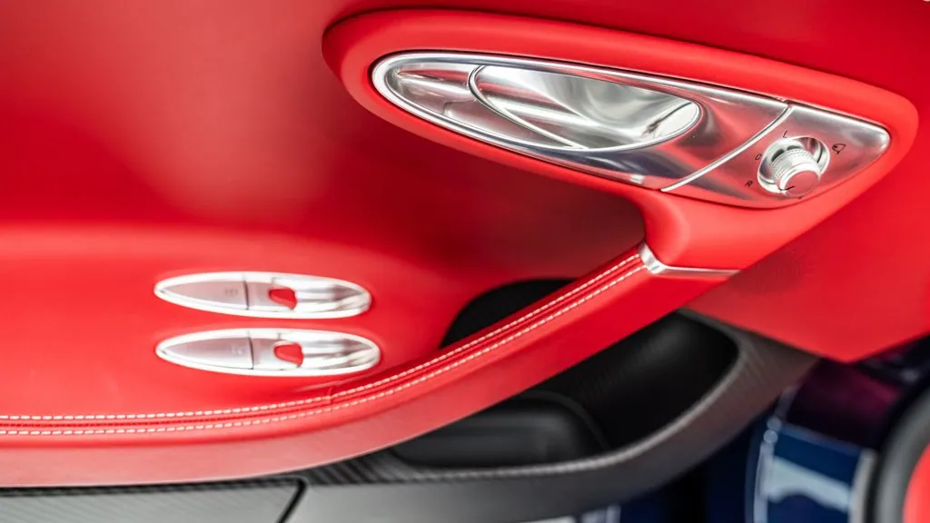 2018 Bugatti Chiron, 19/20