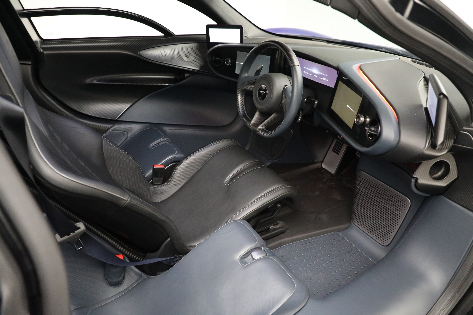 2020 McLaren Speedtail, 18/20