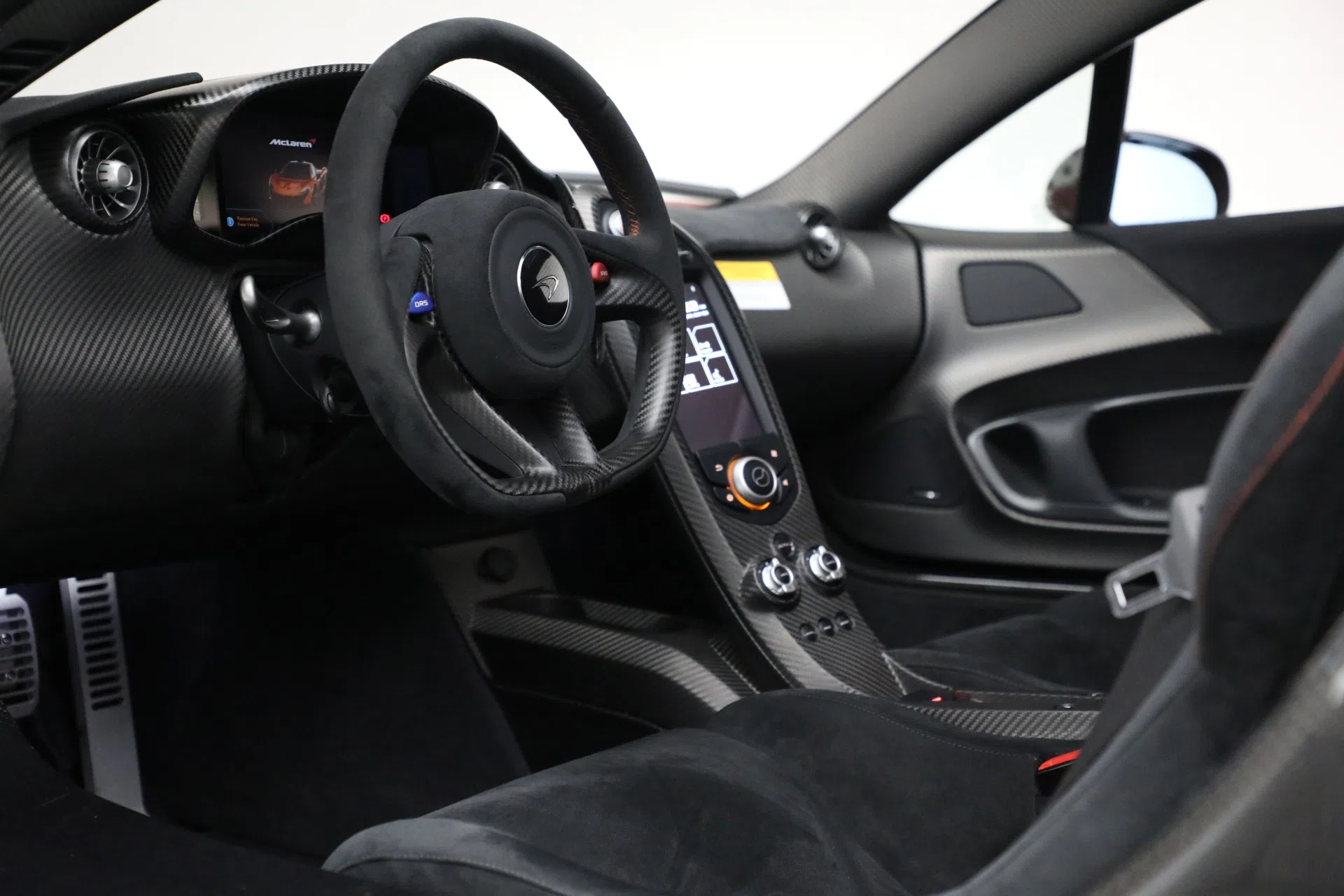 2015 McLaren P1 interior, dashboard, Carbon Black