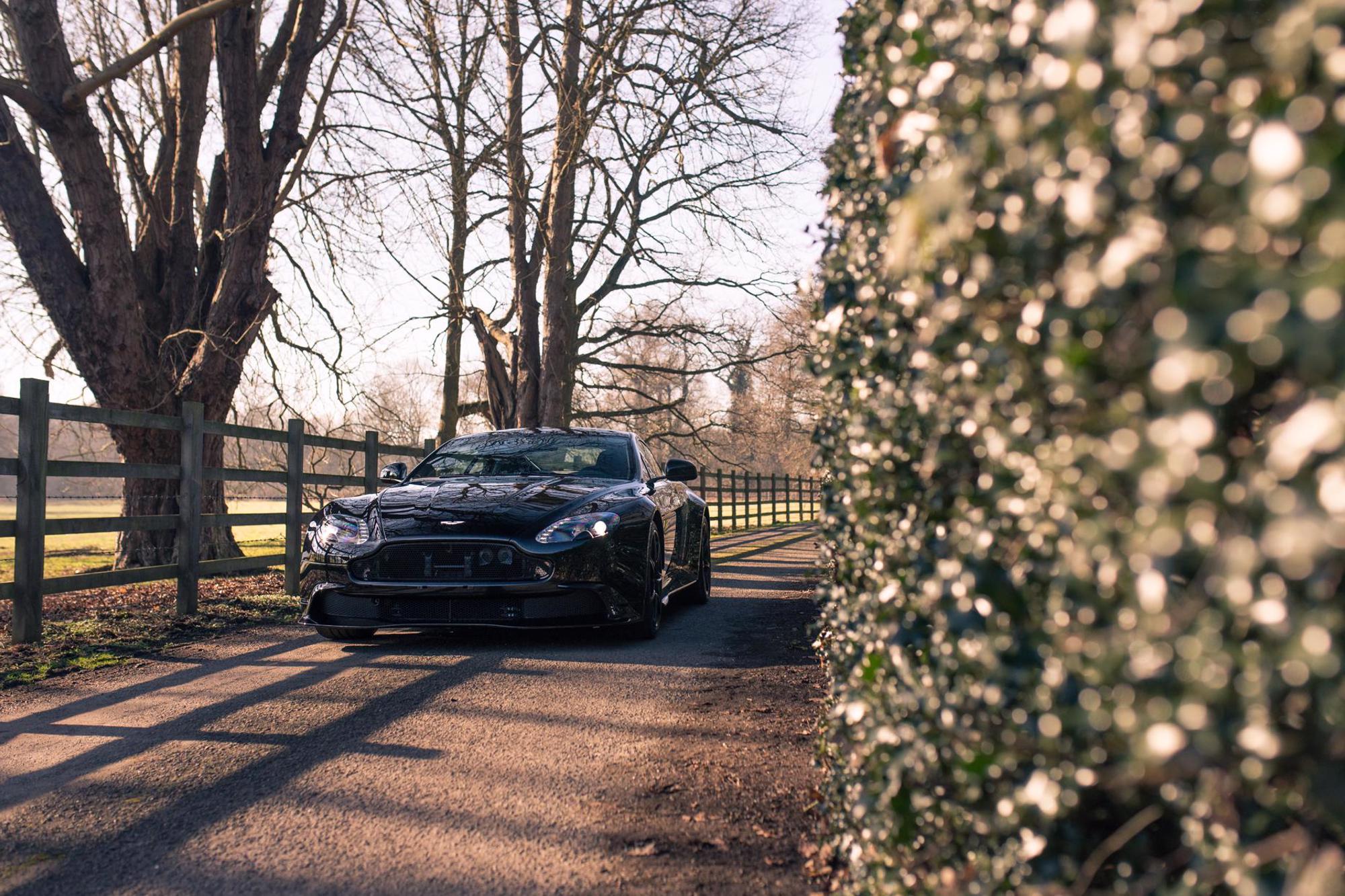 2017 Aston Martin Vantage V8