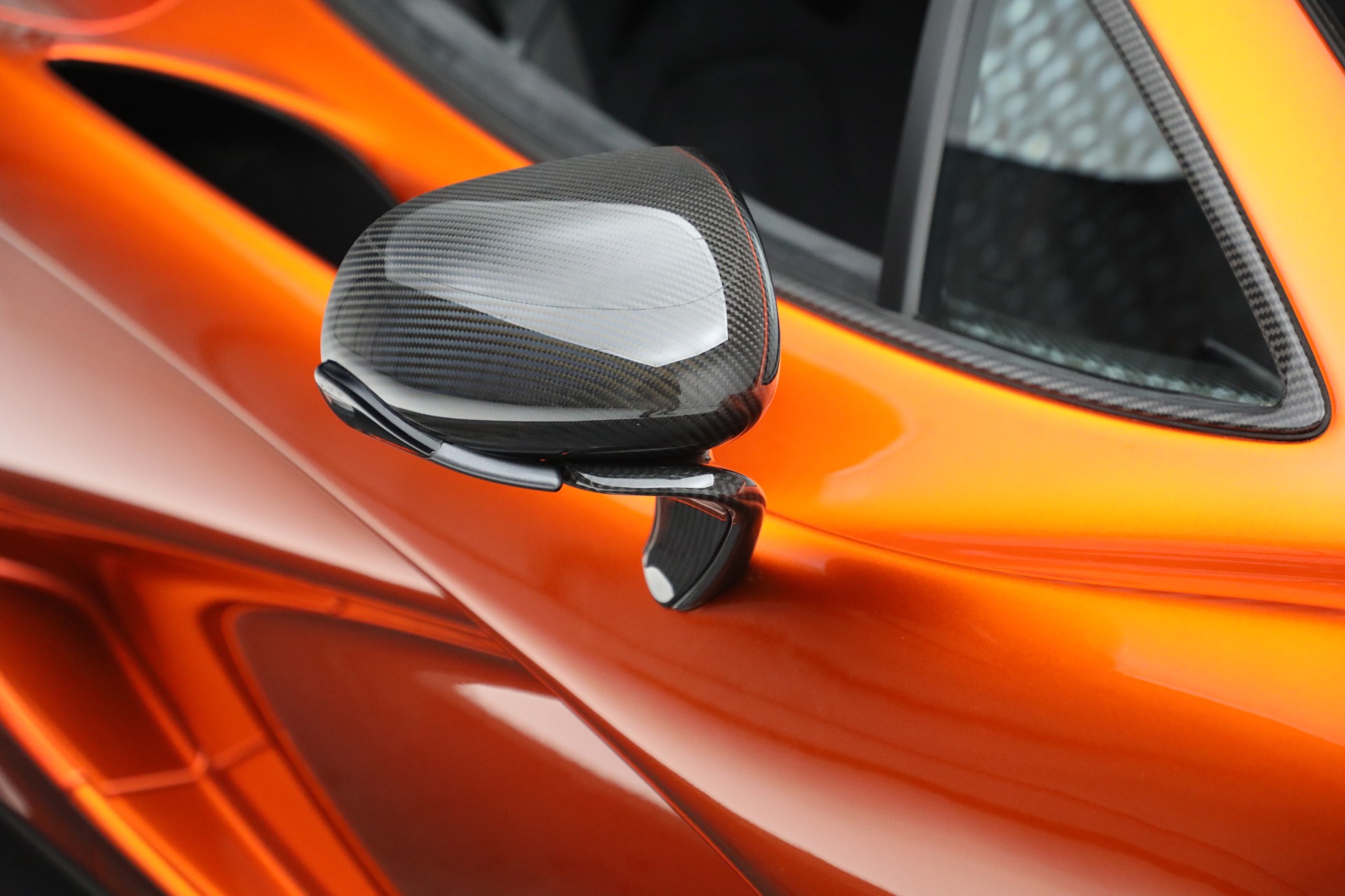 2015 McLaren P1, 17/20