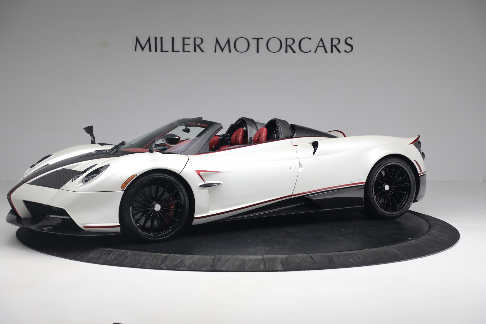 2017 Pagani Huayra Roadster, 23/32