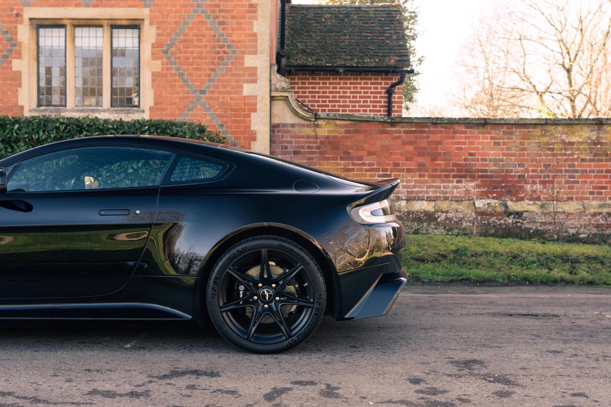 2017 Aston Martin Vantage V8, 7/18