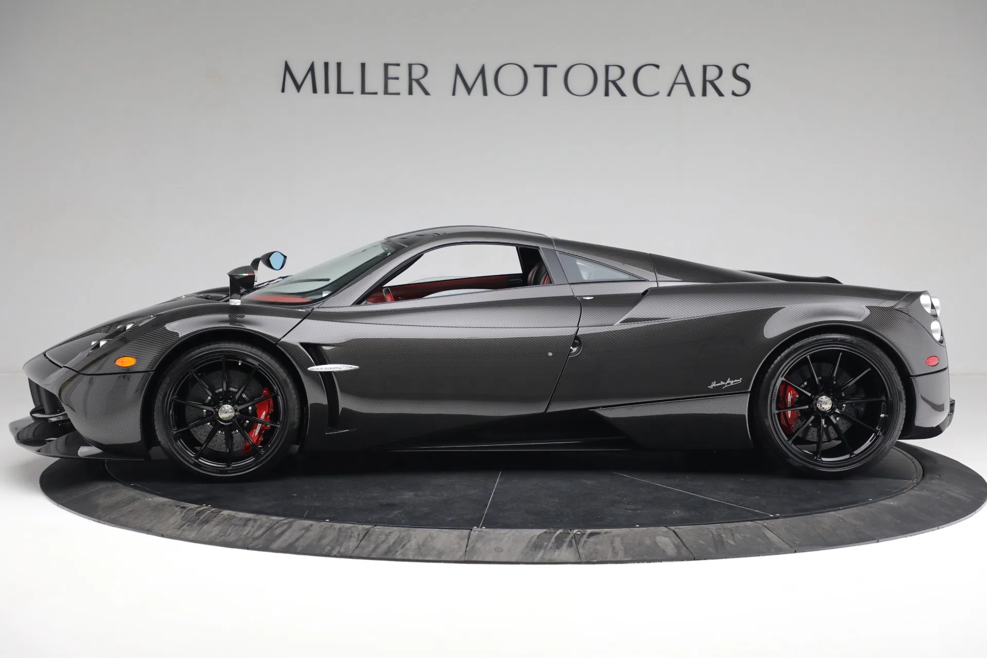 2016 Pagani Huayra Tempesta for sale, exterior, ROJO