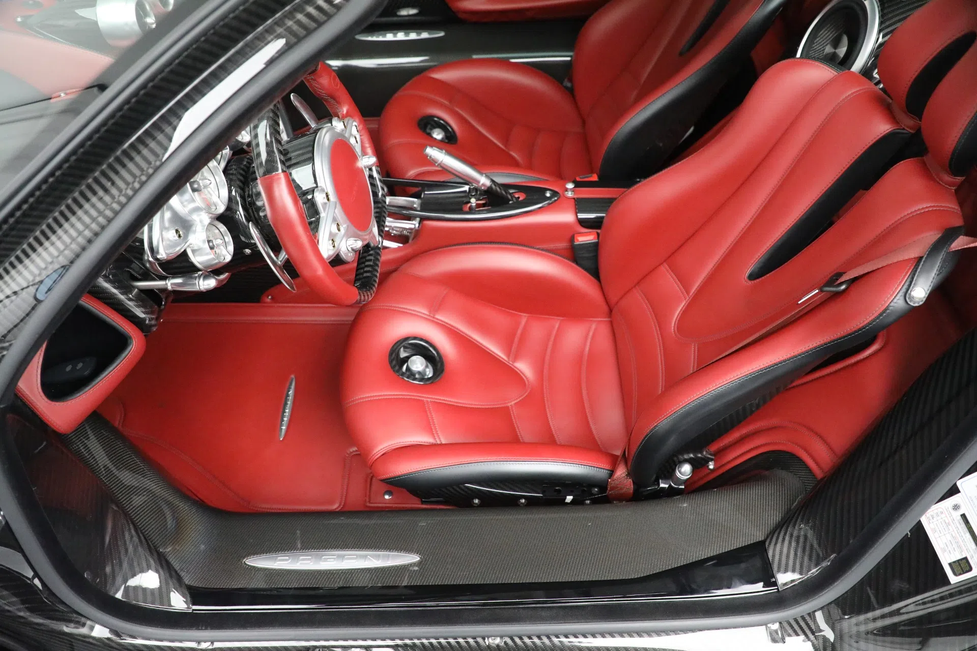 2016 Pagani Huayra Tempesta interior, Exposed Carbon Fiber