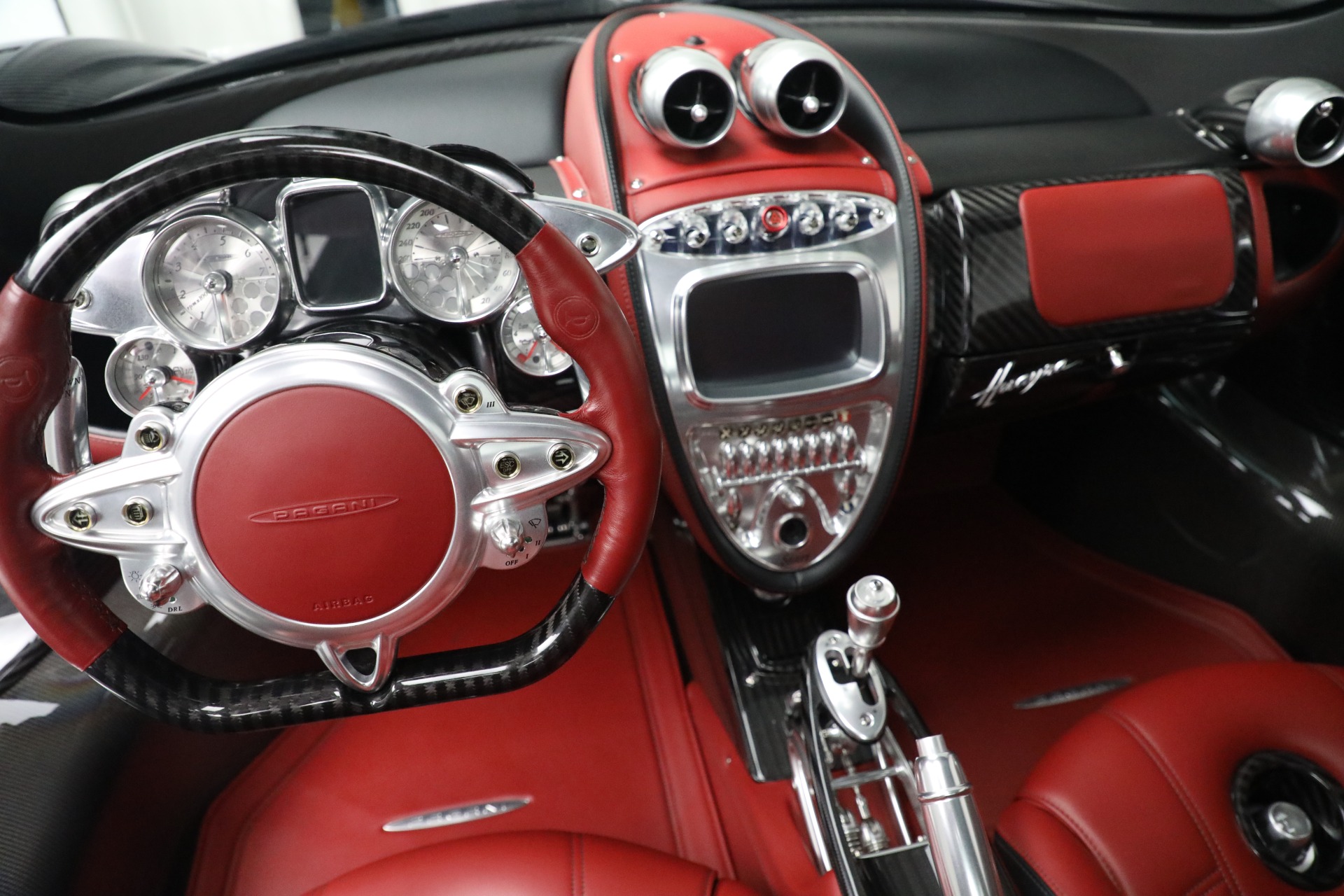 2016 Pagani Huayra Tempesta, 17/20