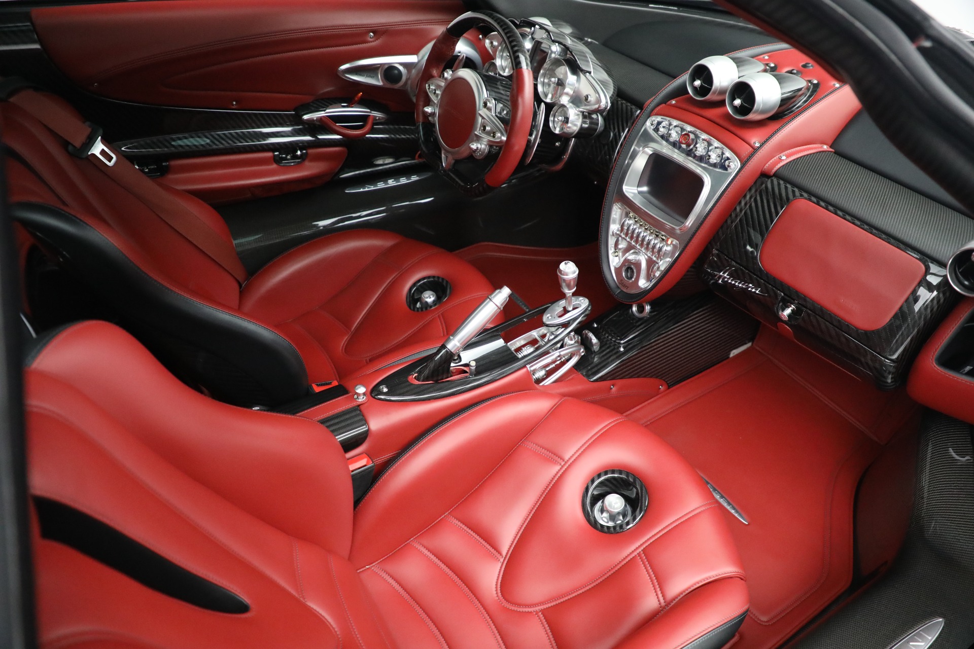 2016 Pagani Huayra Tempesta, 19/20
