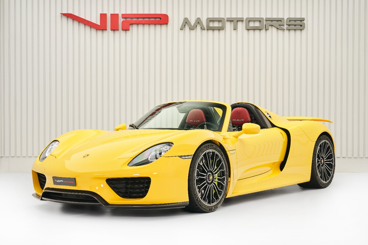 2015 Porsche 918 Spyder, 3/16