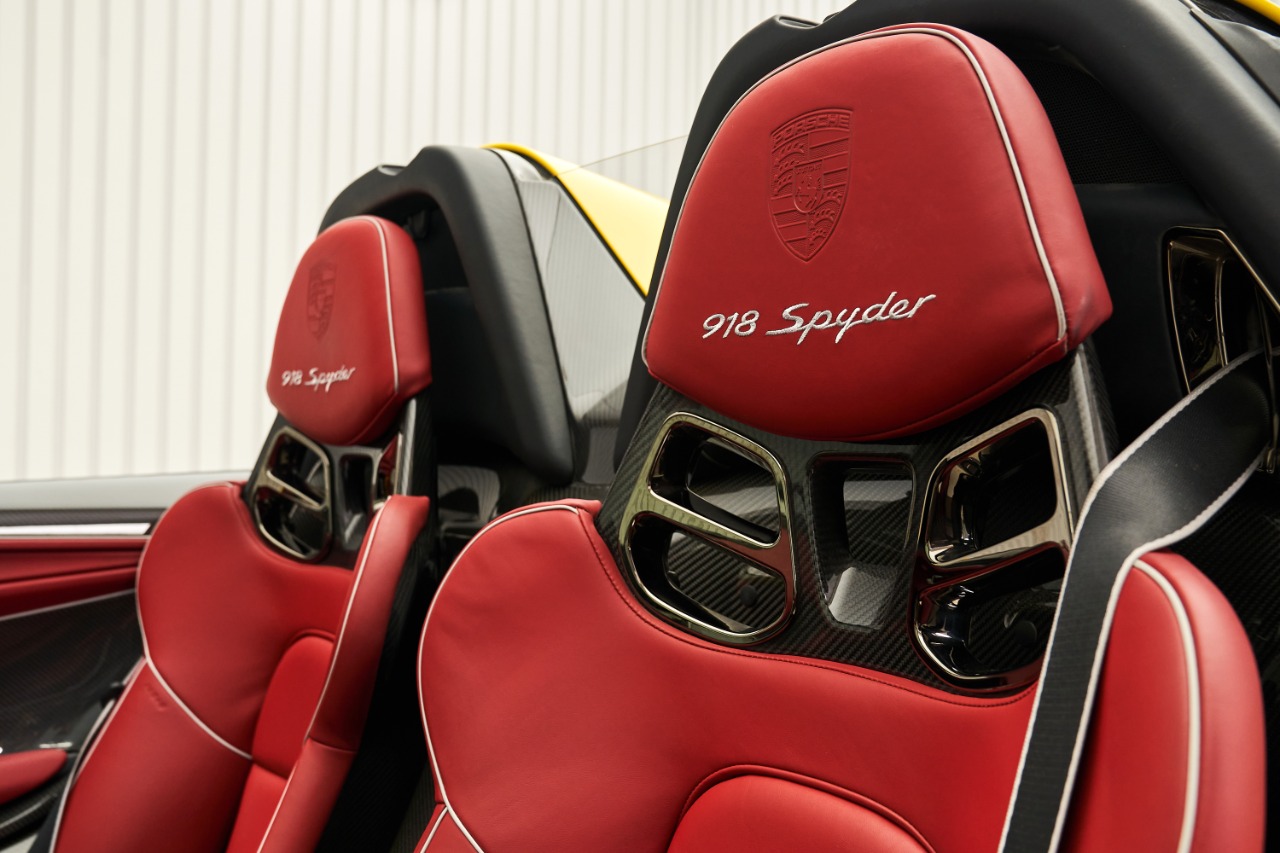 2015 Porsche 918 Spyder, 13/16