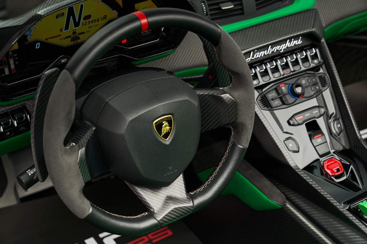 2015 Lamborghini VENENO ROADSTER, 13/20