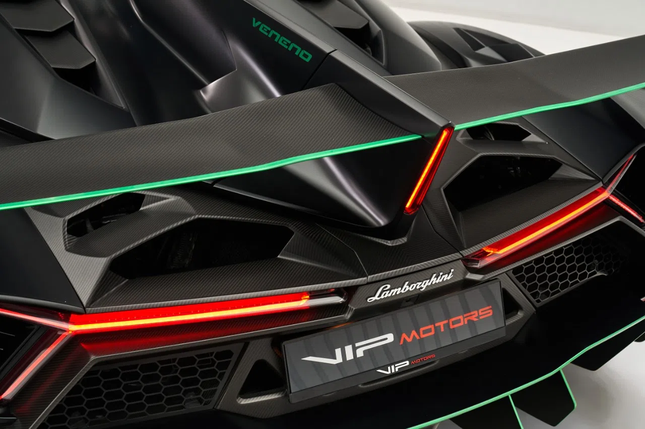 2015 Lamborghini VENENO ROADSTER for sale, exterior, Black