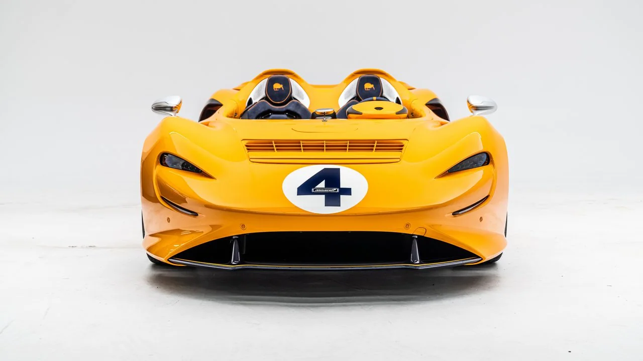 2021 McLaren Elva Roadster, 2/18