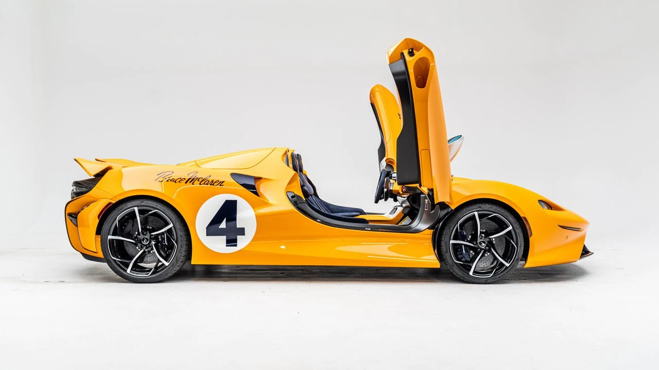 2021 McLaren Elva Roadster, 6/18
