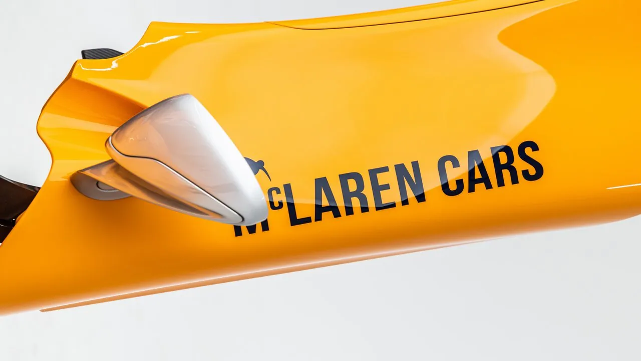 2021 McLaren Elva Roadster, 15/18