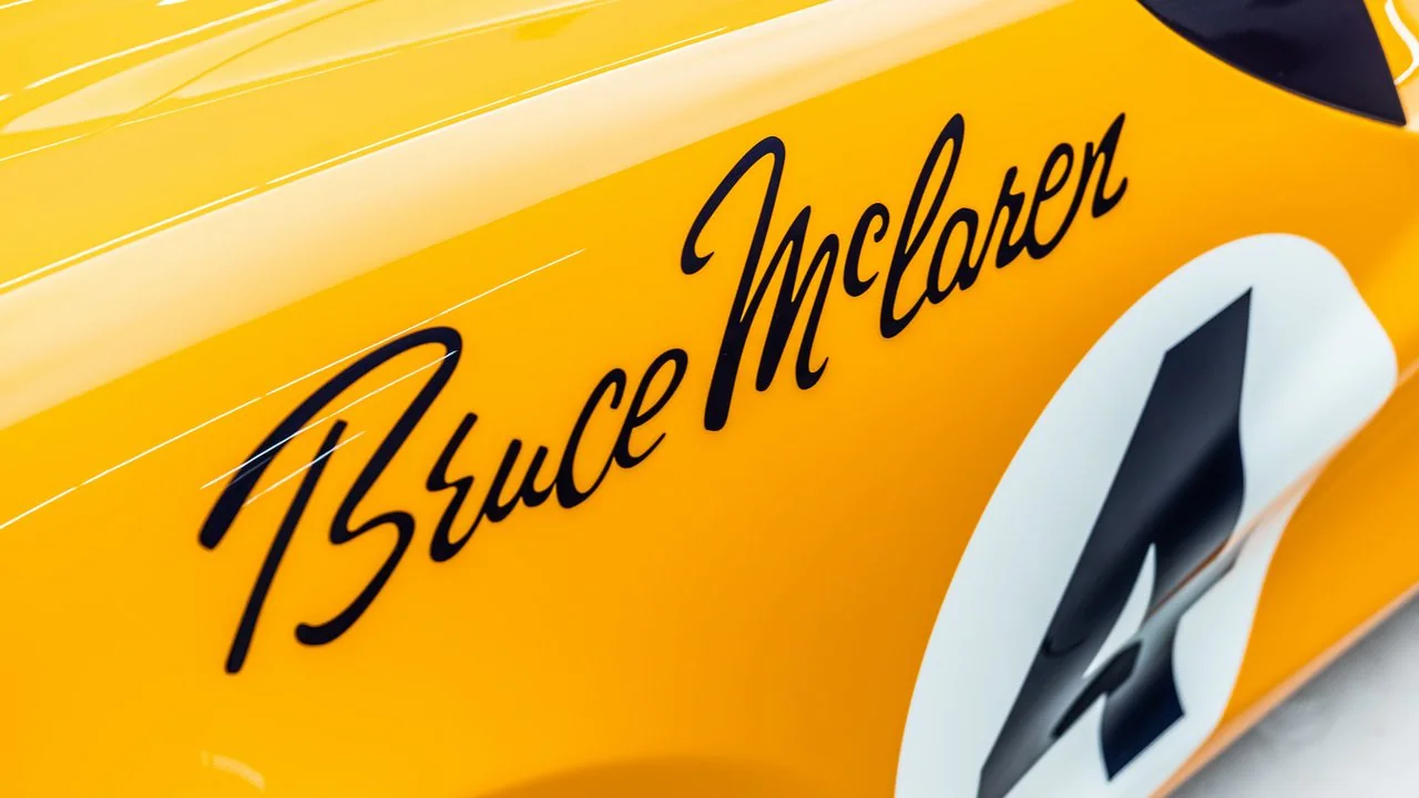 2021 McLaren Elva Roadster, 16/18