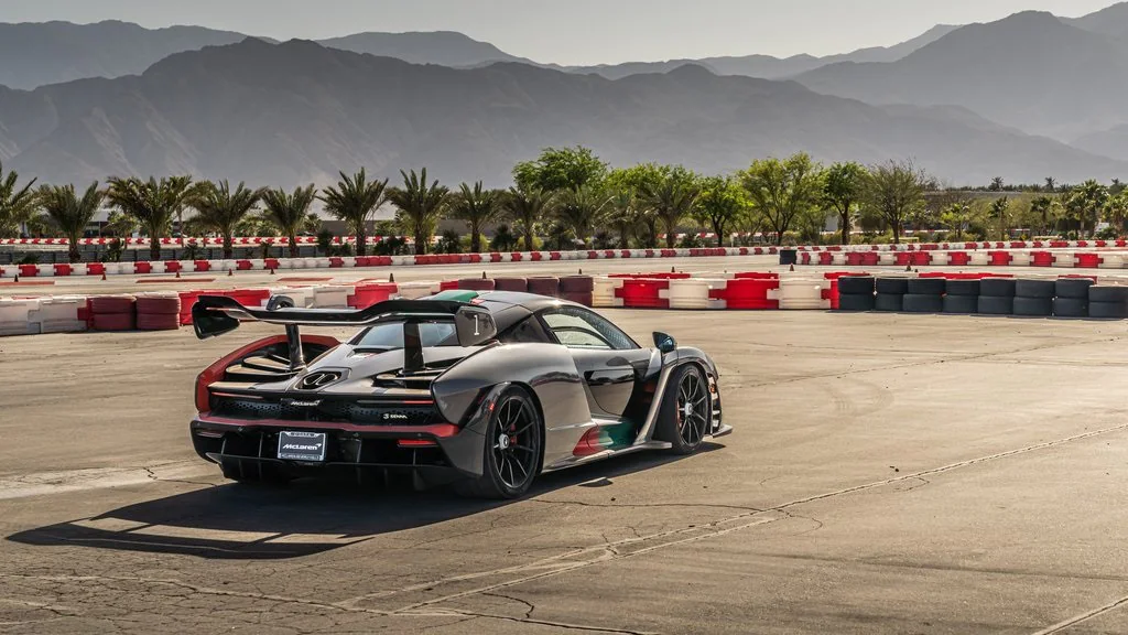 2019 McLaren Senna XP Coupe, 4/12