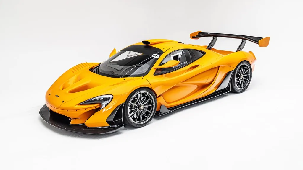 2015 McLaren P1 GTR-18, 3/20