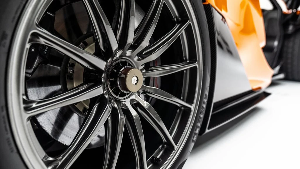 2015 McLaren P1 GTR-18, 13/20