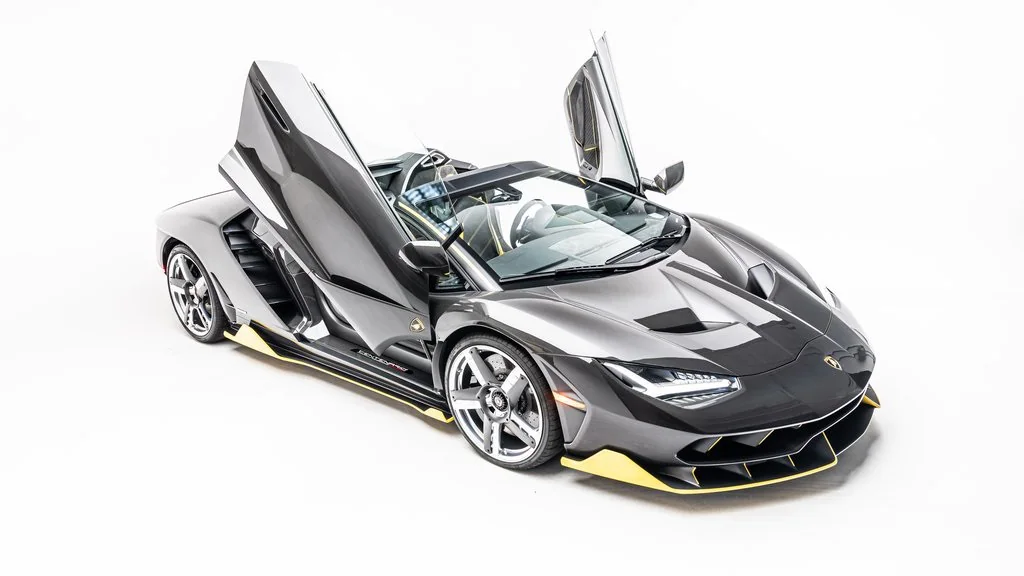 2017 Lamborghini Centenario Roadster, 7/19