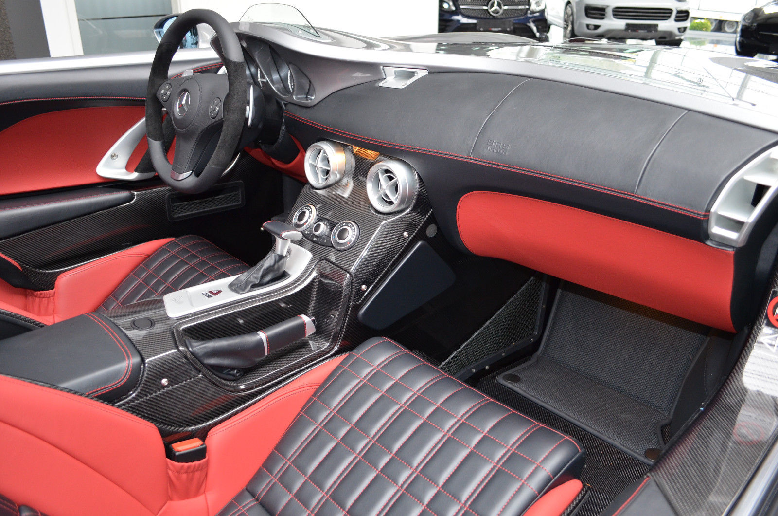 2010 Mercedes-Benz SLR McLaren Stirling Moss, 12/18