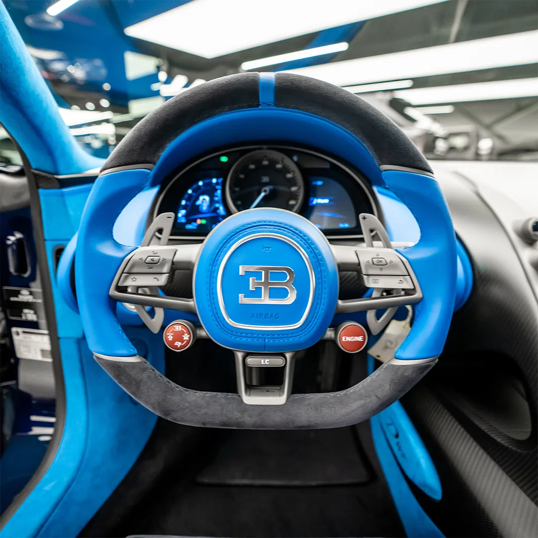 2022 Bugatti Divo interior