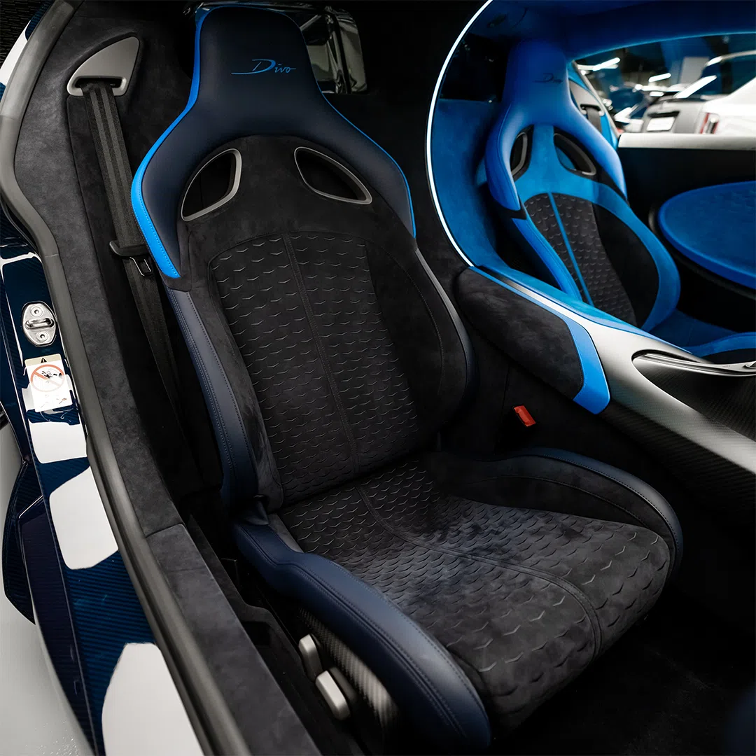2022 Bugatti Divo interior, seats
