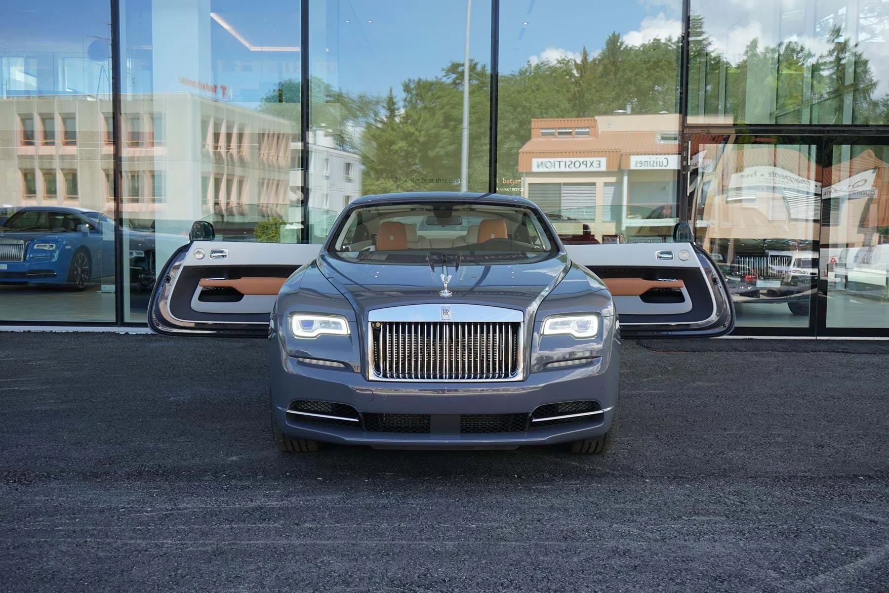 2018 Rolls-Royce Wraith MY2108 Luminary for sale, exterior, Sunburst Grey Metallic