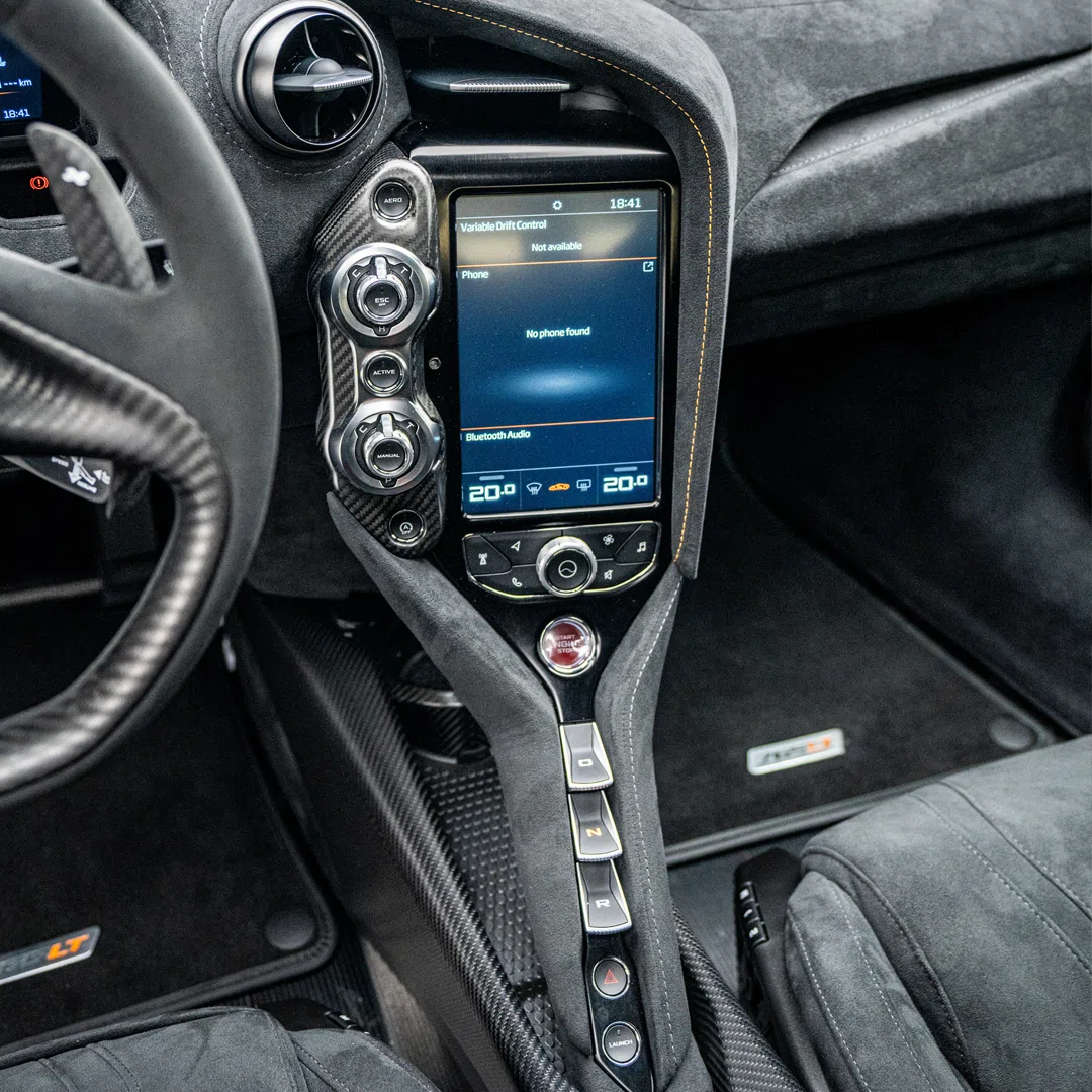 2021 MCLAREN 765LT interior