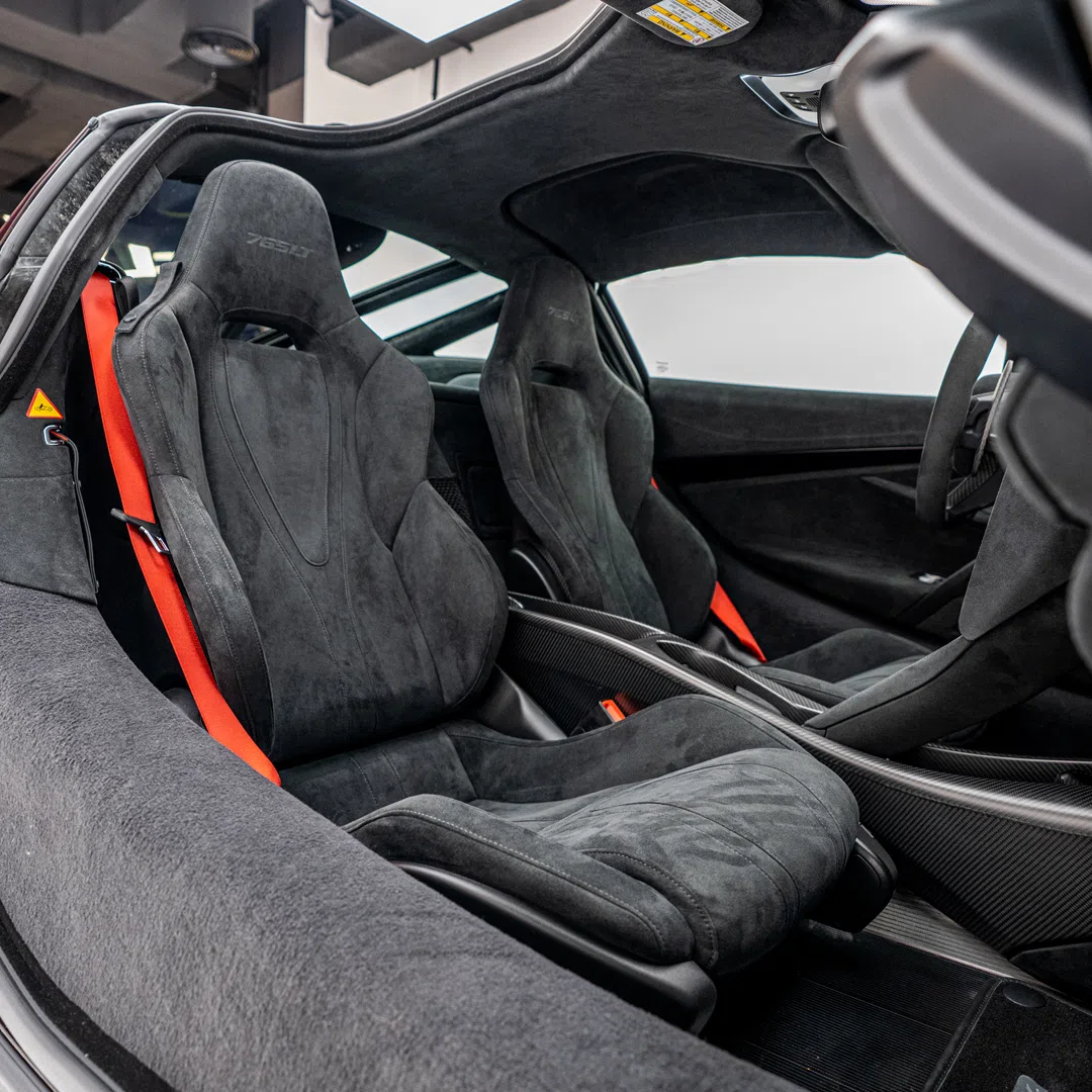 2021 MCLAREN 765LT interior, seats