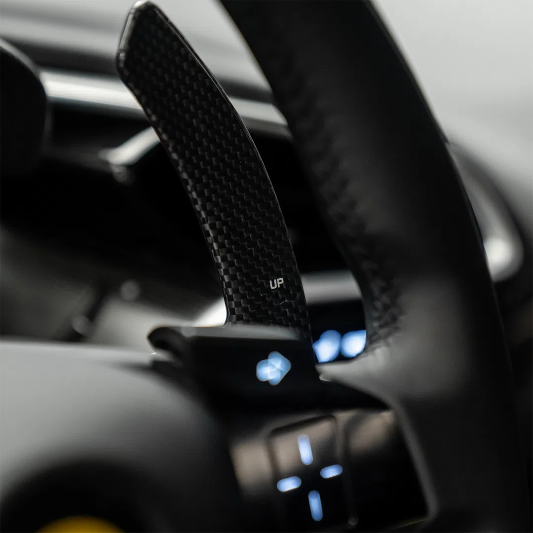 2023 FERRARI 296 GTB interior, center console