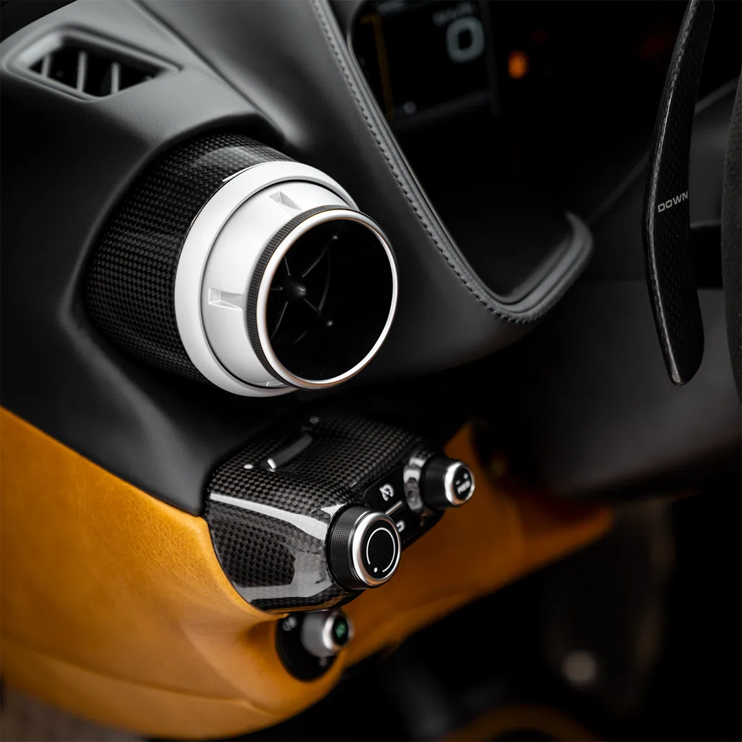2021 Ferrari 812 GTS Tailor Made interior, center console
