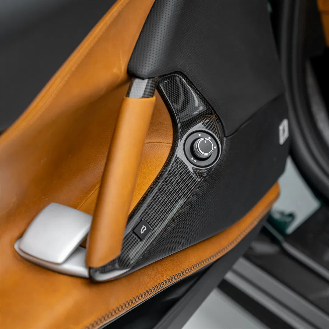 2021 Ferrari 812 GTS Tailor Made interior, center console