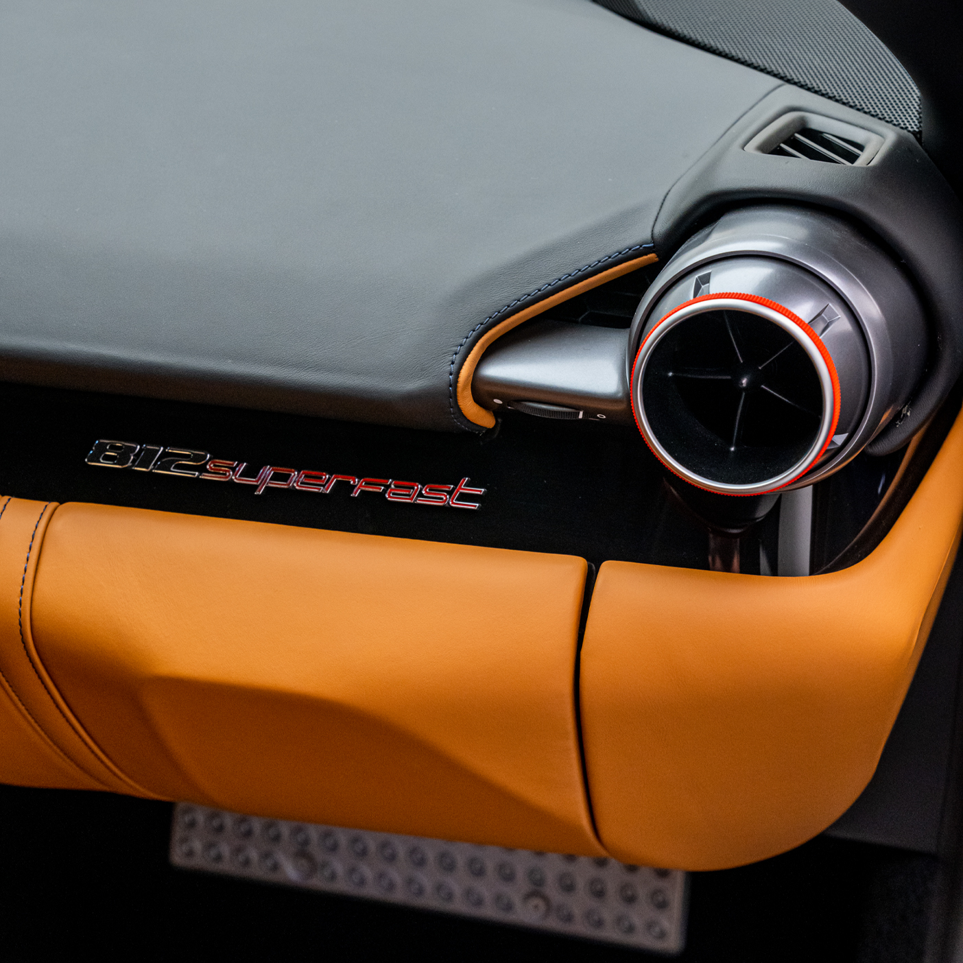 2020 FERRARI 812 SUPERFAST, 8/13