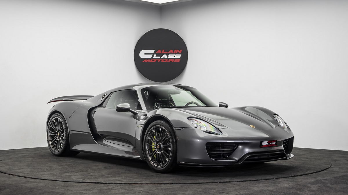 2015 Porsche 918 Spyder, 2/21