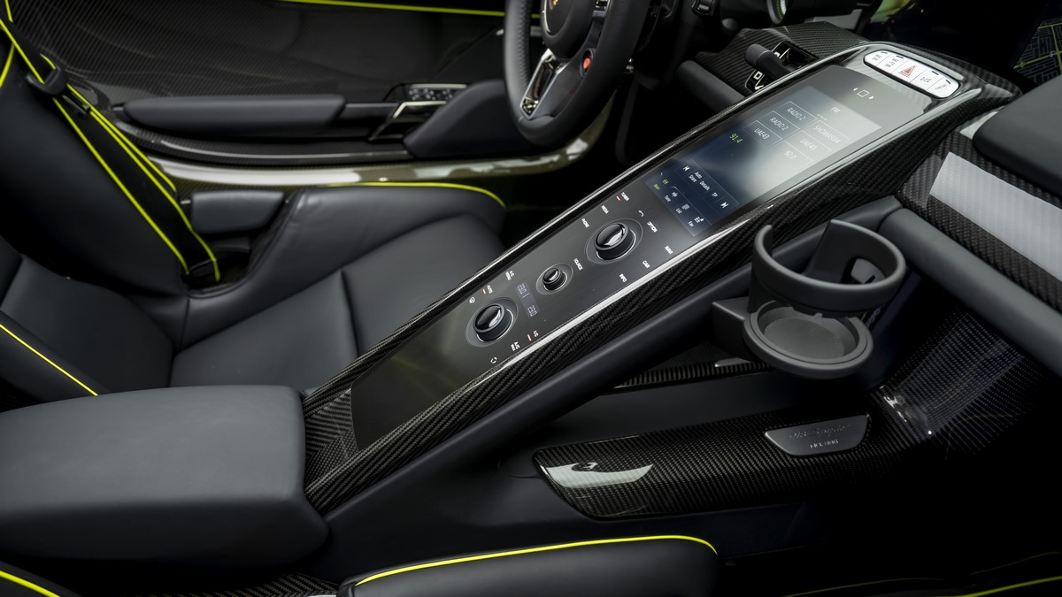 2015 Porsche 918 Spyder, 4/21