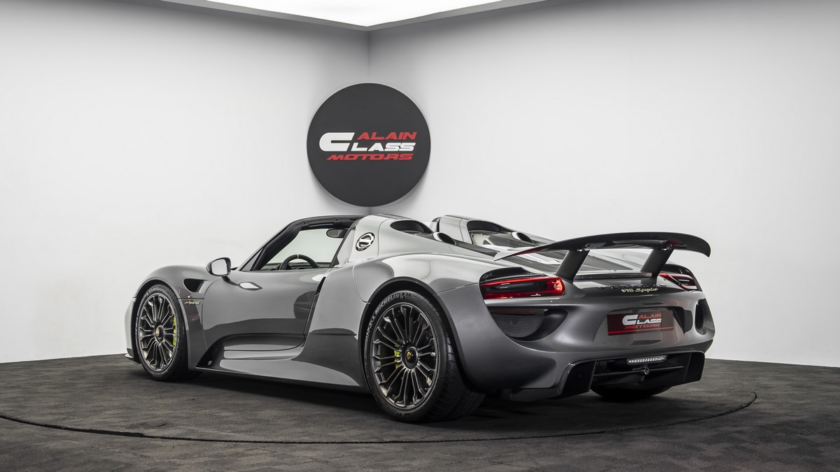 2015 Porsche 918 Spyder, 12/21