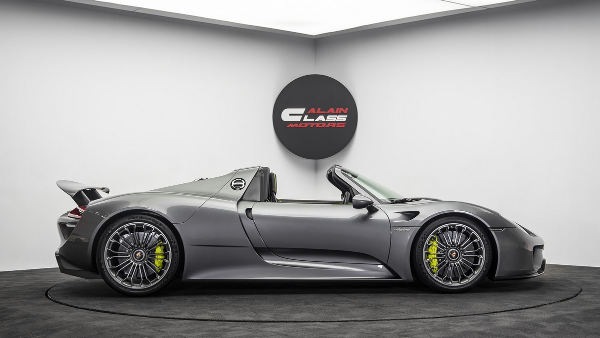 2015 Porsche 918 Spyder, 18/21