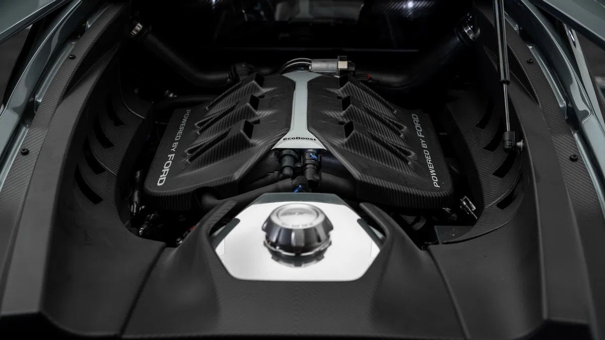 2022 Ford GT Carbon Series engine